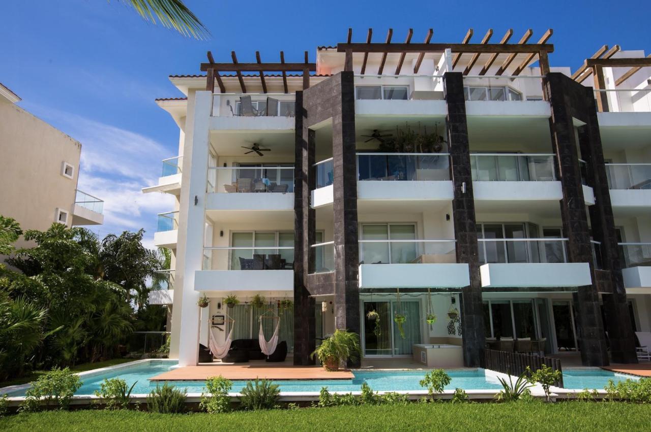 Stunning Ocean Front By Condo Boutique Playa del Carmen Zewnętrze zdjęcie